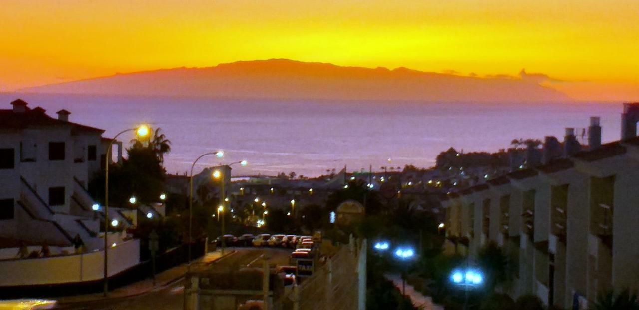 Spotless South Facing Apartment With Pool View And Wifi Heart Of Las Americas Playa de las Americas  Luaran gambar